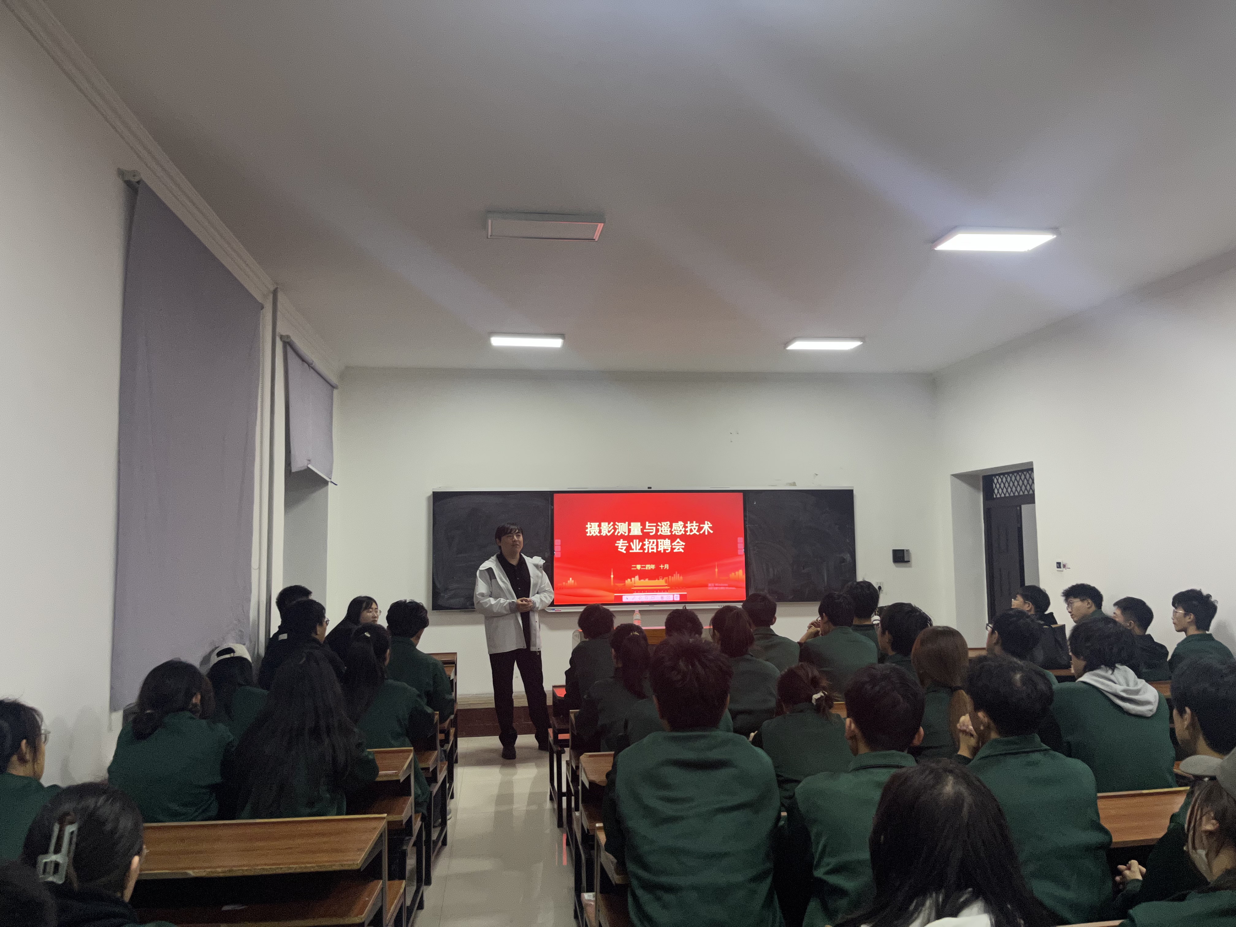 492b2ef3637d5ee7dbc8bf9fac1e13a 492b2ef3637d5ee7dbc8bf9fac1e13a