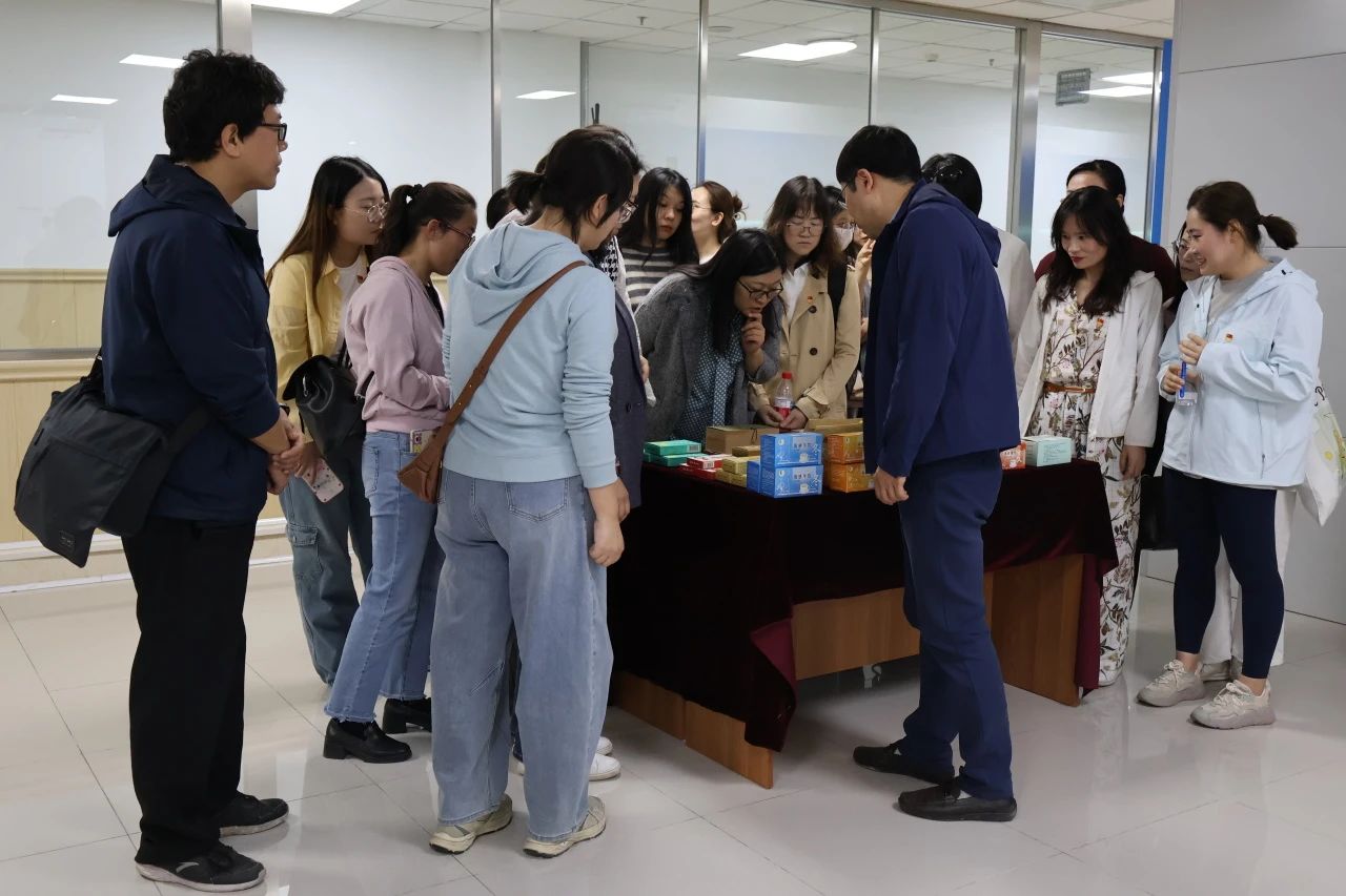 09ecf9fb9c4742e4228eb6196631df96