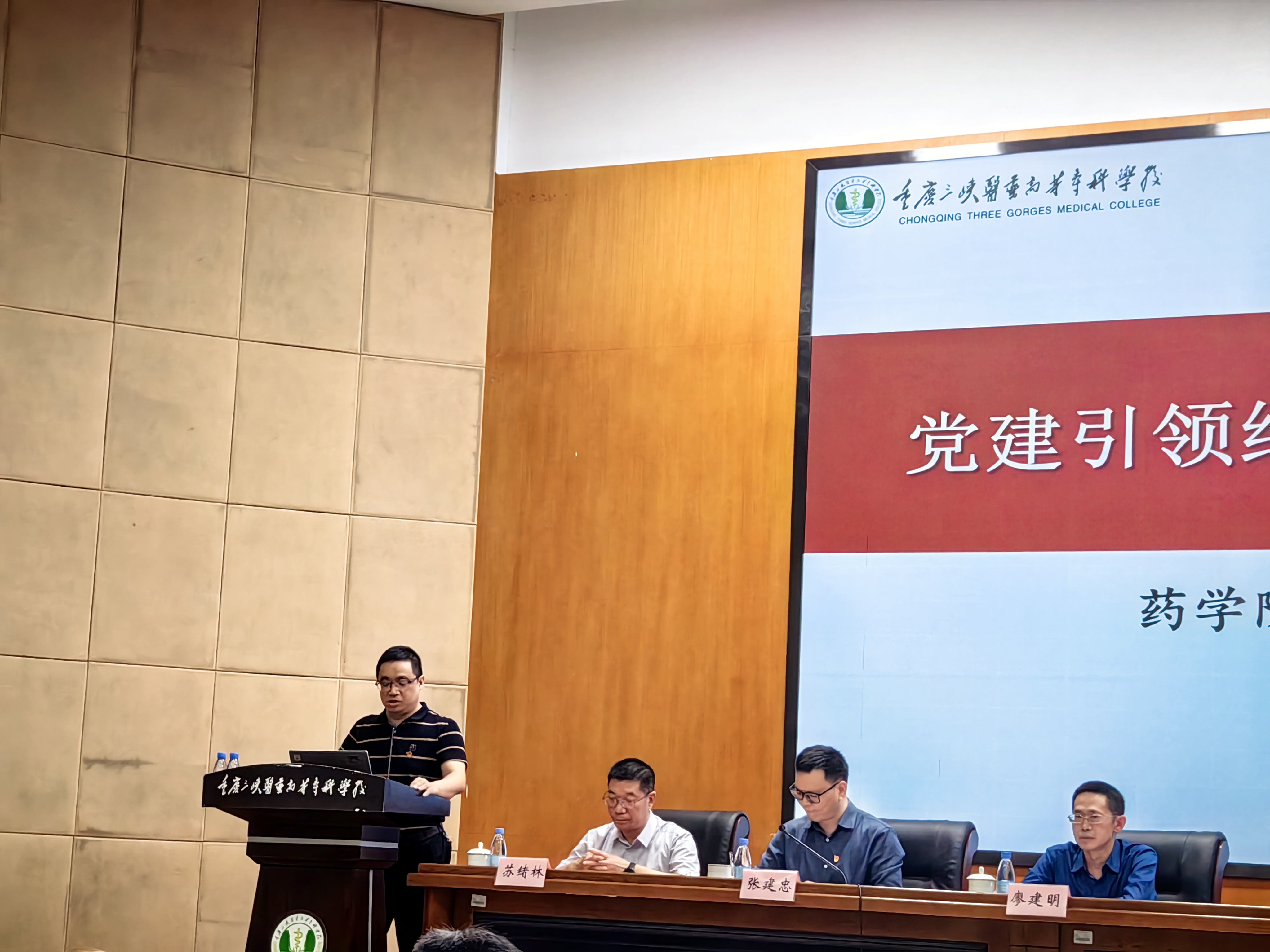 D8081308299ABF06B2B43B19B8DD1F6A