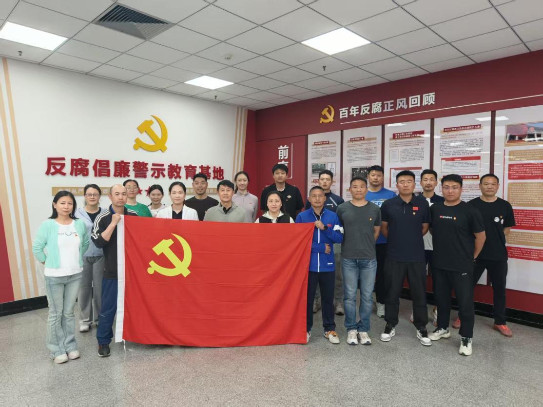 b5986ecceec647e2ab7228e4f11f1724