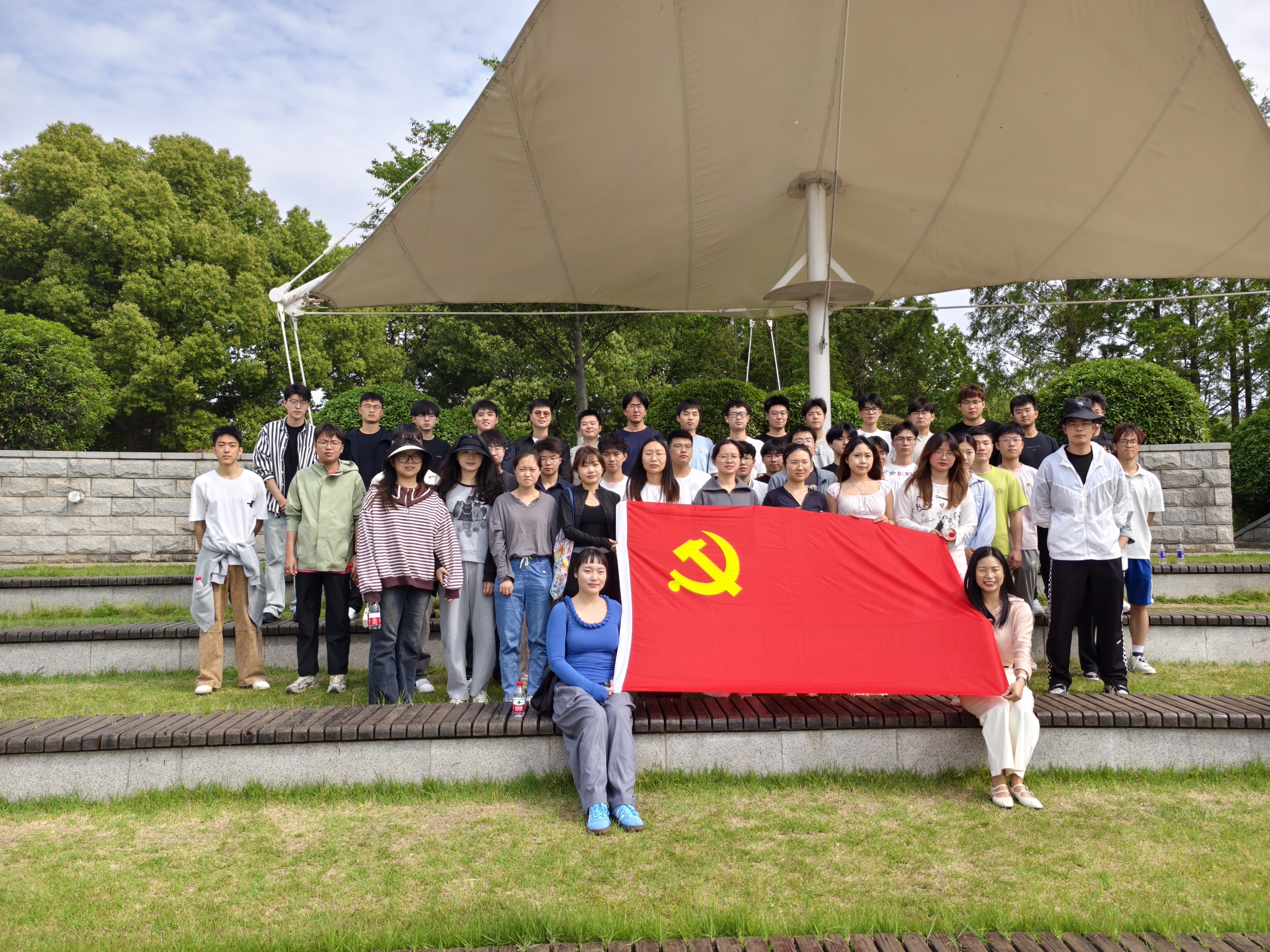 e1bfe5ea09297f96d019f6ff315885b