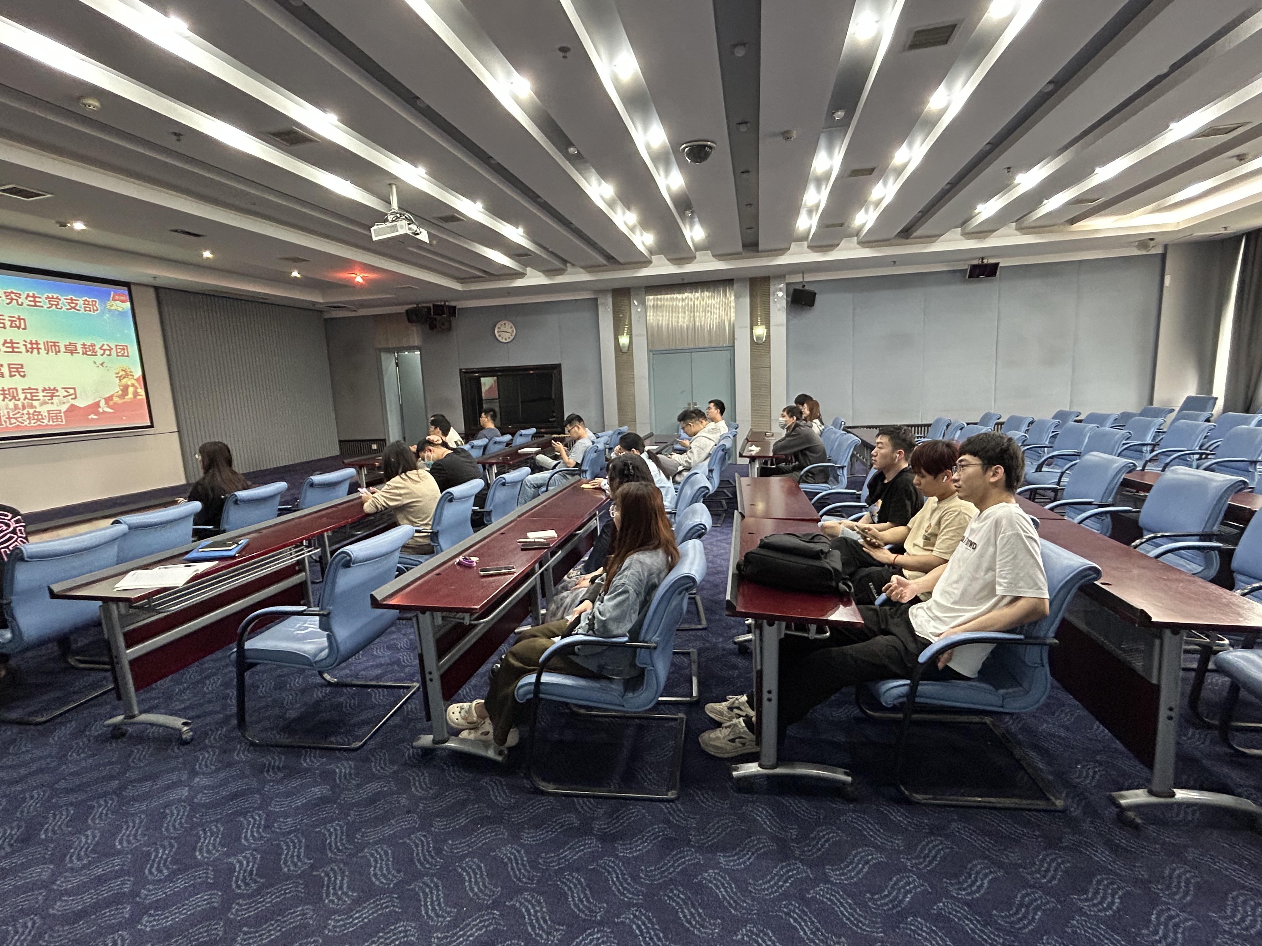 图四 全体参与成员 图四 全体参与成员