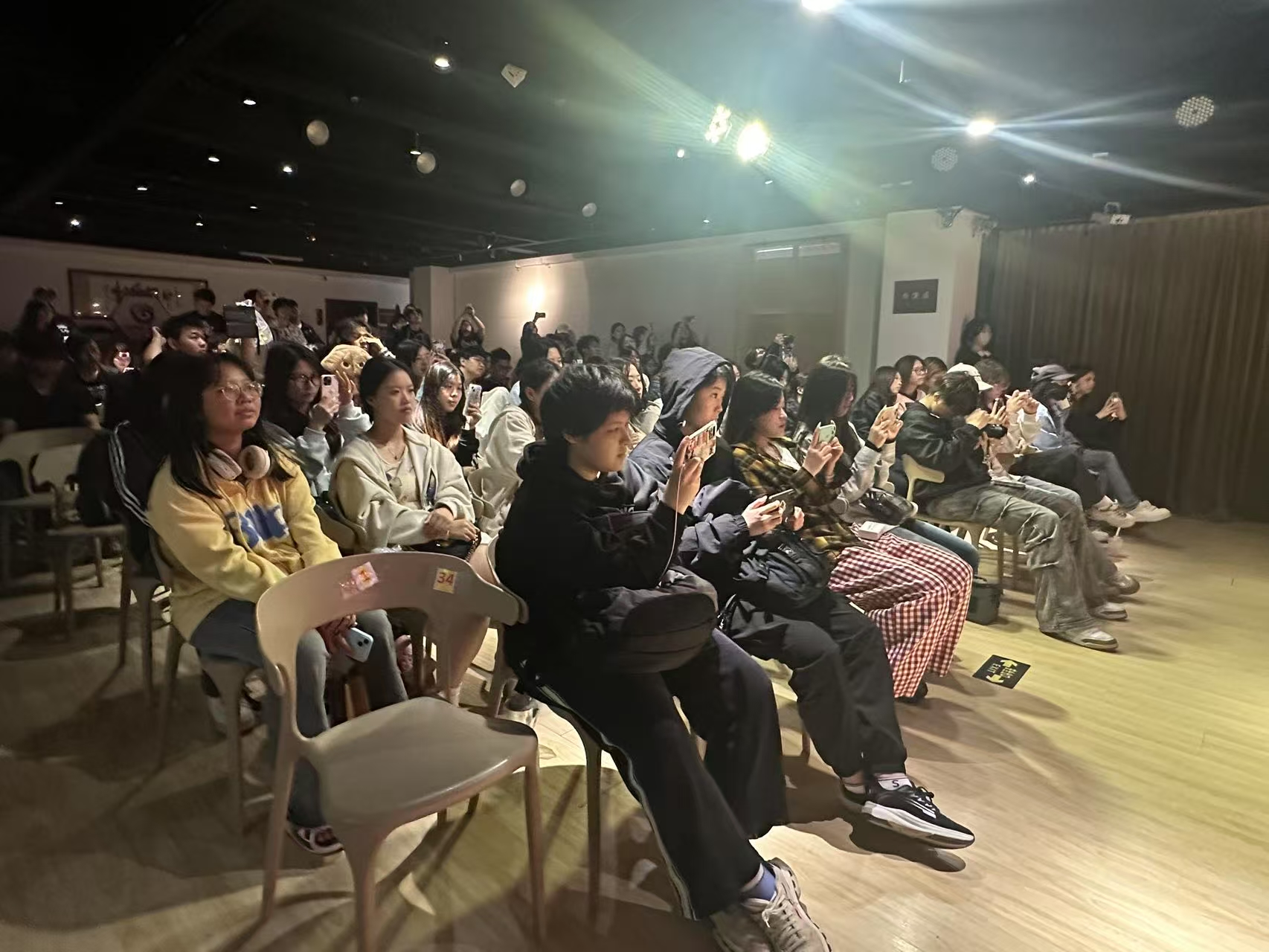 微信图片_20250511125630 微信图片_20250511125630