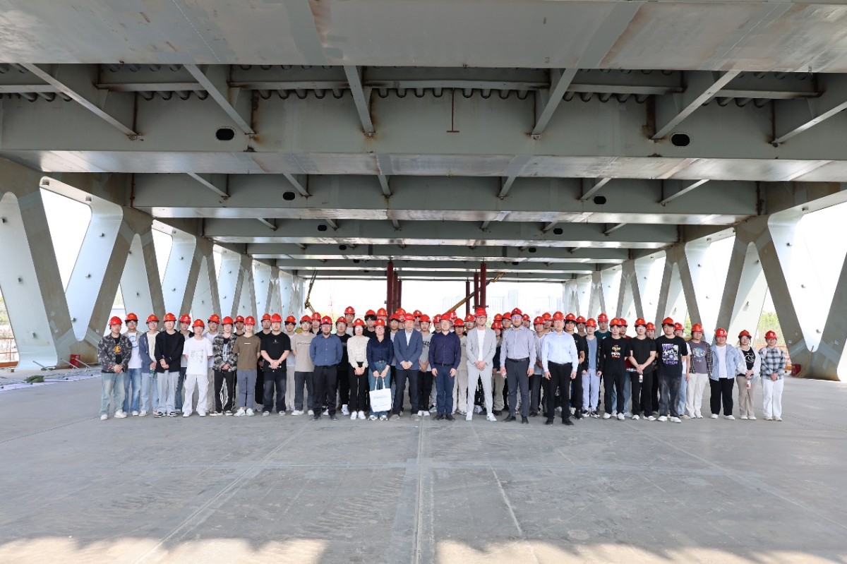 48F33499E8AFC8322A2D4DF6D44_03D822D0_35455