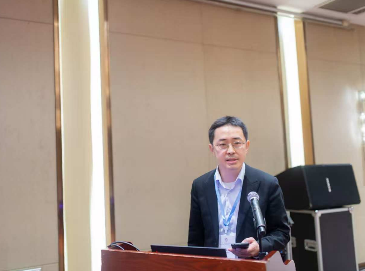 高等教育出版社副总编辑阳化冰致辞