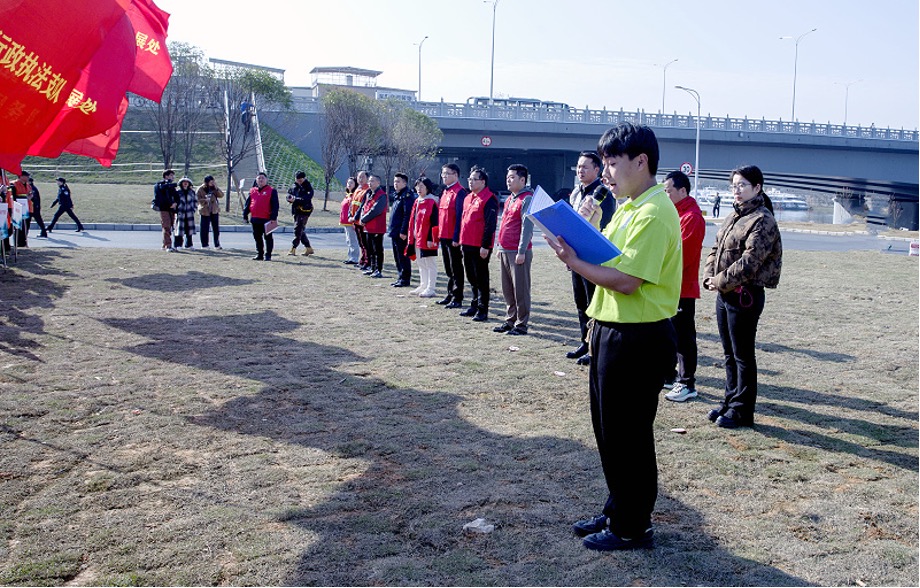 志愿者代表发言