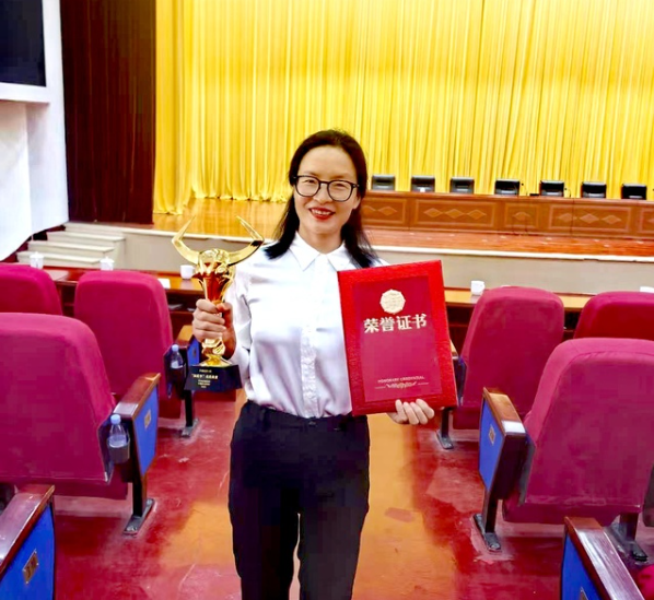 0af14068c2002e01c3f10f2b543e817c