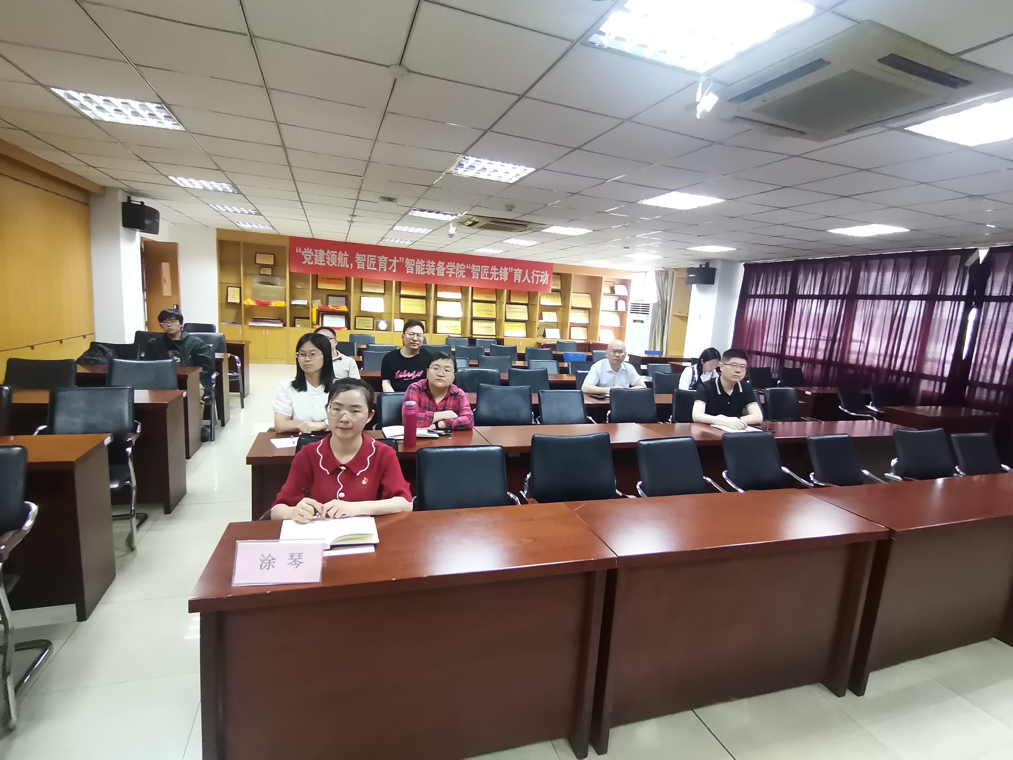 Image_556225796878909