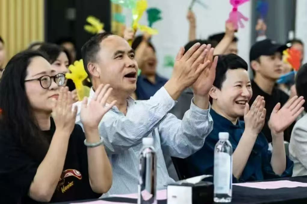 1426c33659fc2126da020f787d5cd4e 1426c33659fc2126da020f787d5cd4e