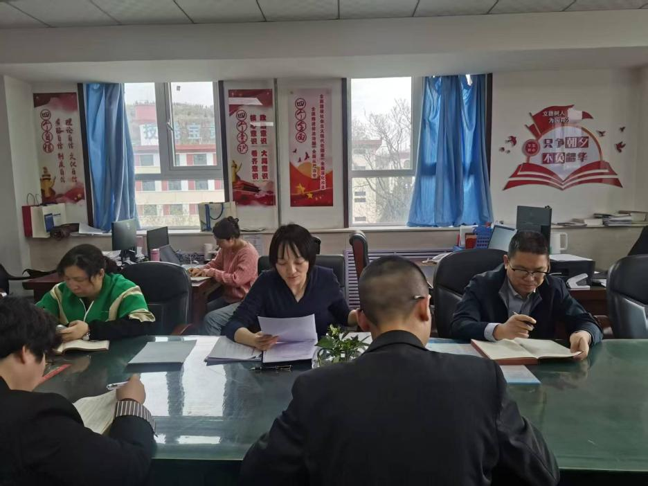 电子信息学院开展深入贯彻中央八项规定精神学习教育第二次集中学习