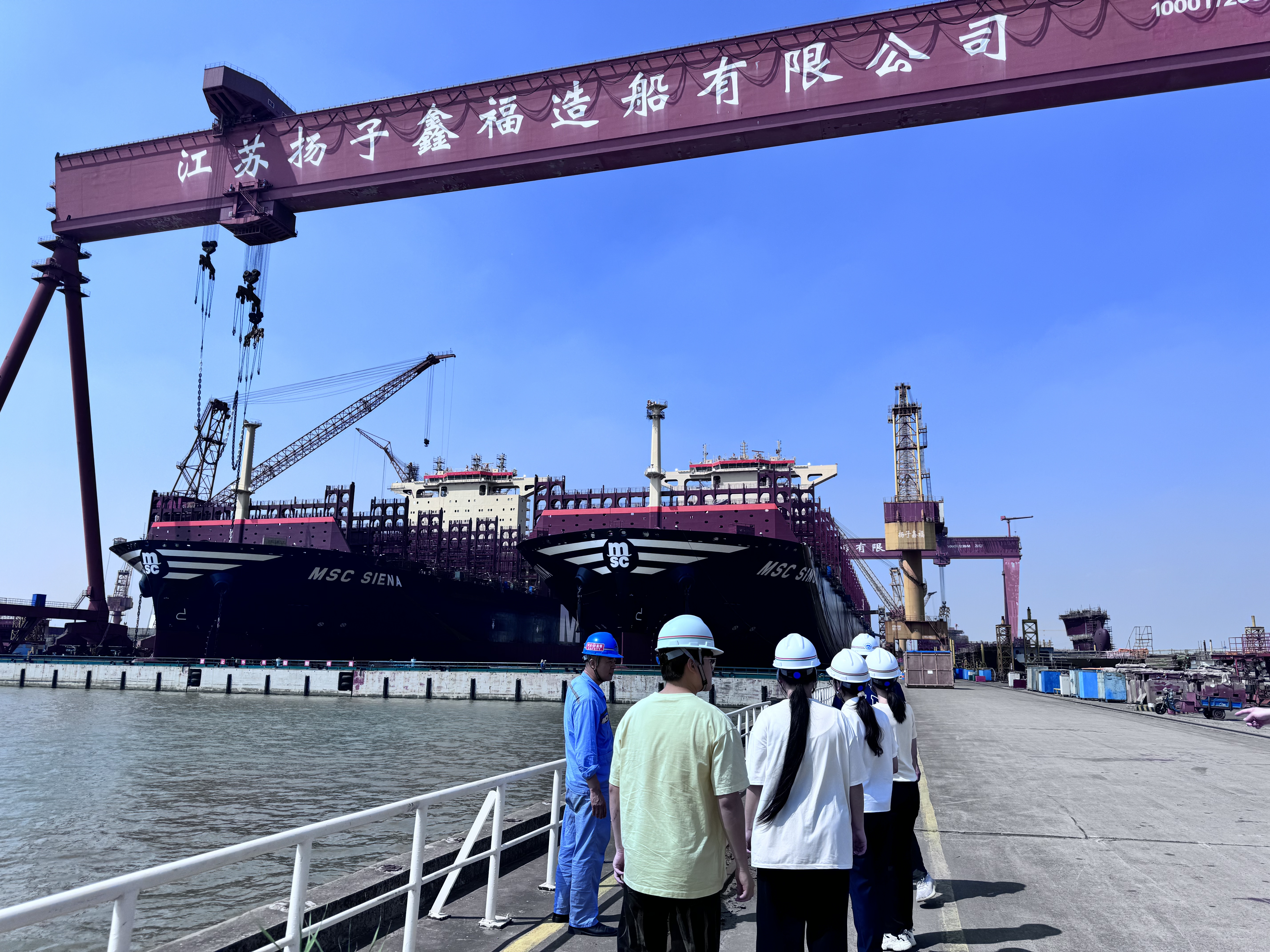 1F0694BBA1682E94A876743C272FCDBF