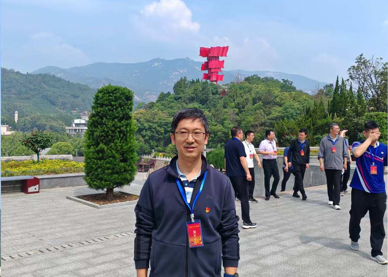 ebe8098beb652ca925ddc6bb895cfe4