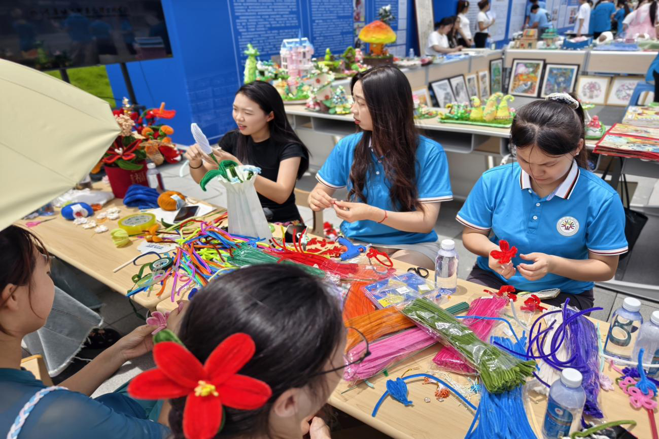 学生现场展示一角