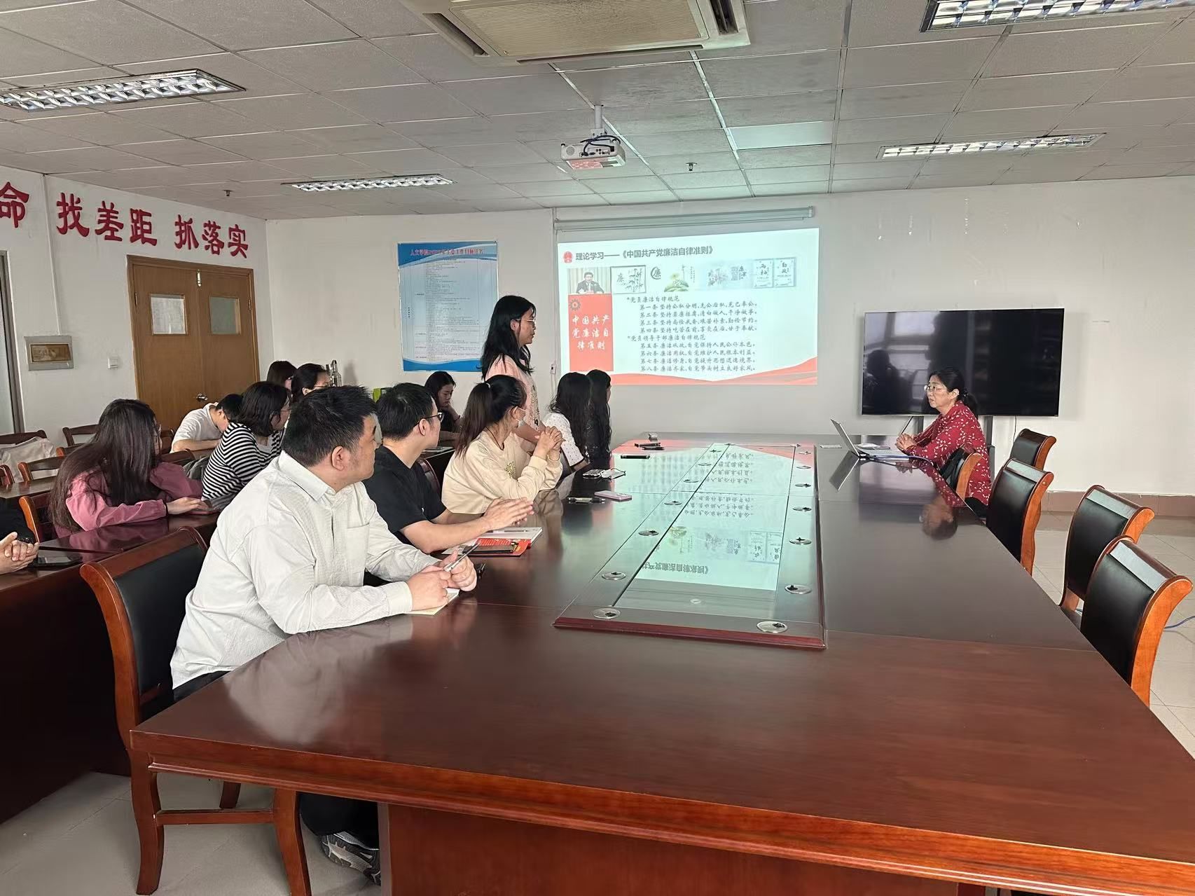 8FF1307E6DA433C32C630E415BC_2C284D46_4342C