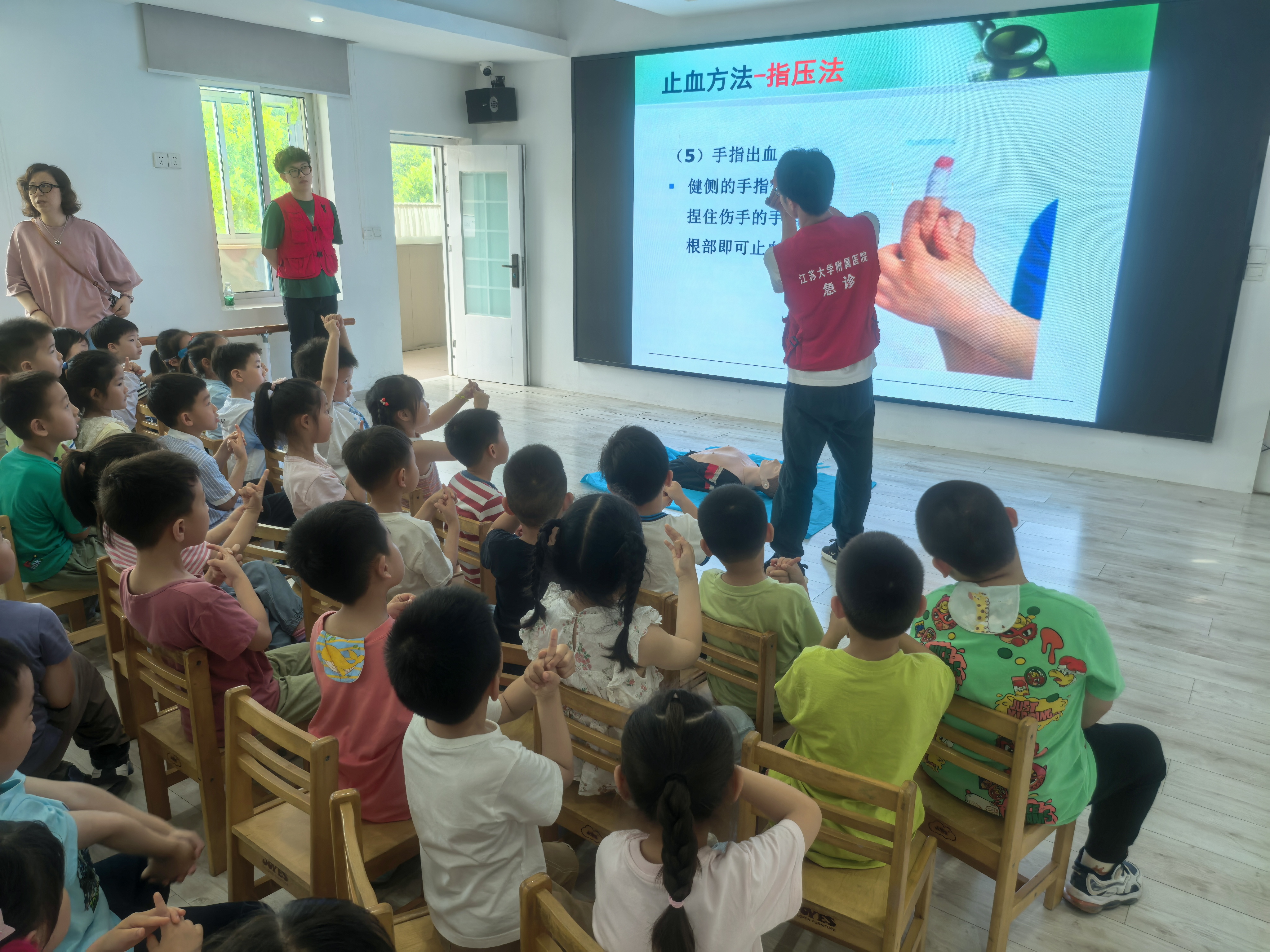 d973c23aed0d046ed7658807585f69f d973c23aed0d046ed7658807585f69f