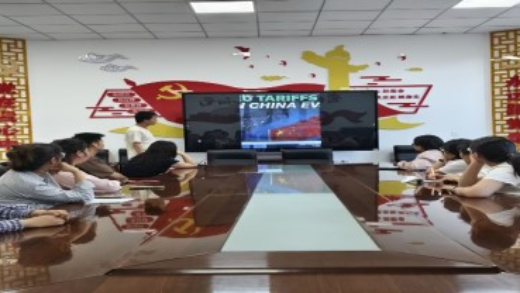 弘扬拼搏奋斗精神，勇担时代青春使命