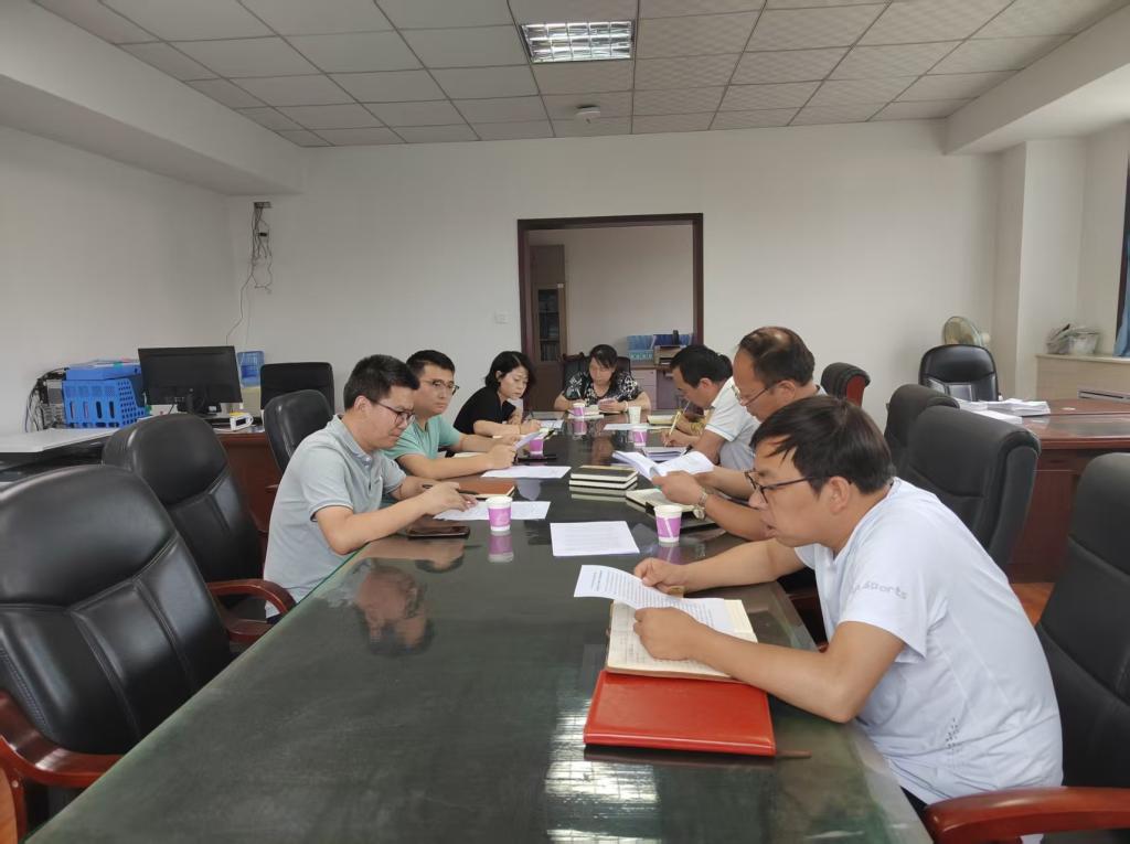 电子信息学院开展深入贯彻中央八项规定精神学习教育第四次集中学习