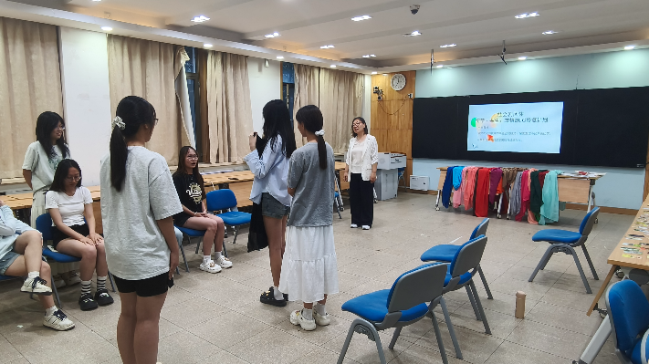 样板支部引领，心桥共筑成长——教工第一党支部开展系列小组活动