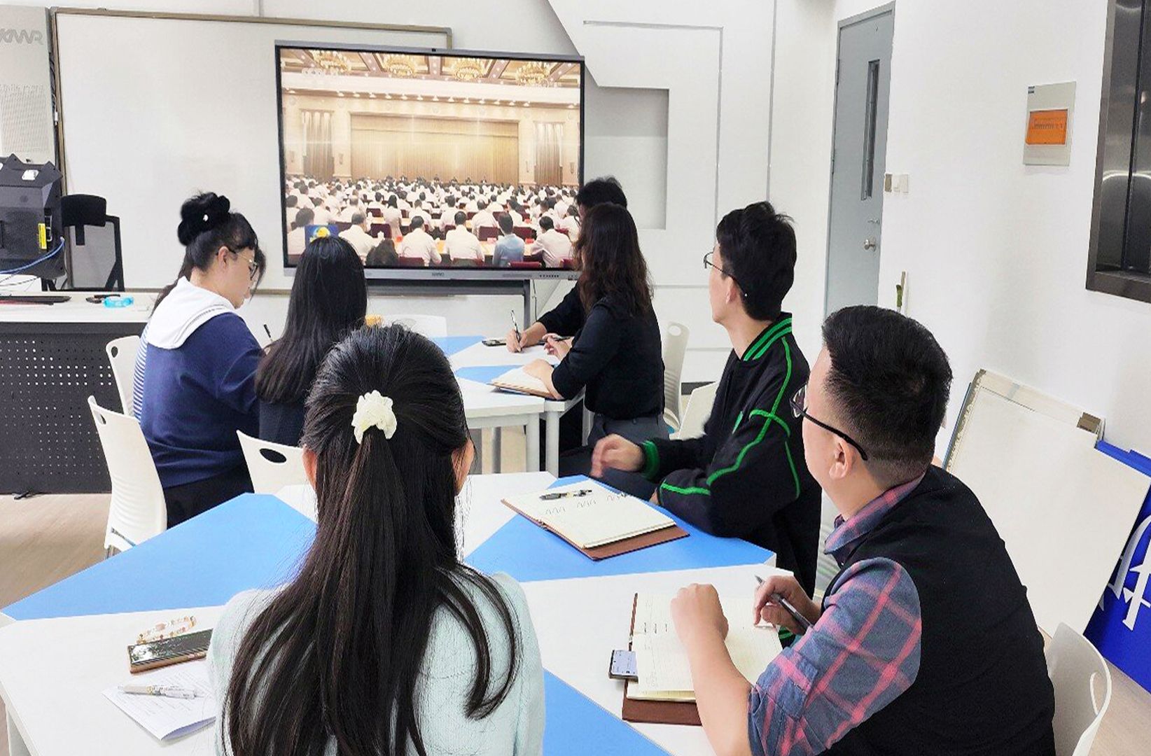 A0FA7E39A43C018F36F0FB78178_F399DE0D_411C1 A0FA7E39A43C018F36F0FB78178_F399DE0D_411C1