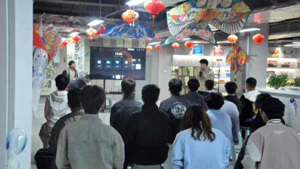 朋辈领航促学风 知识梳理筑根基