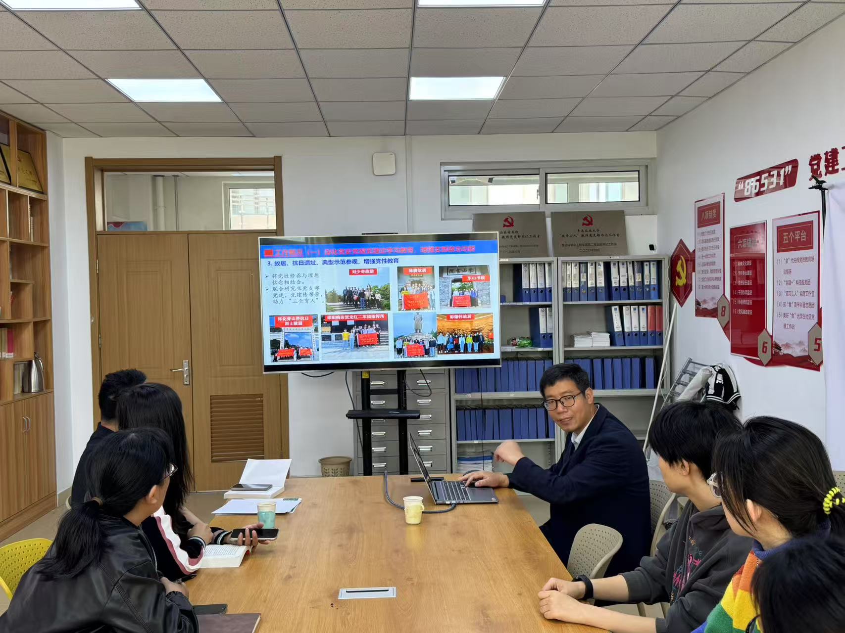 02b3a7a01fe5a92b9f4b48fd238be6f9