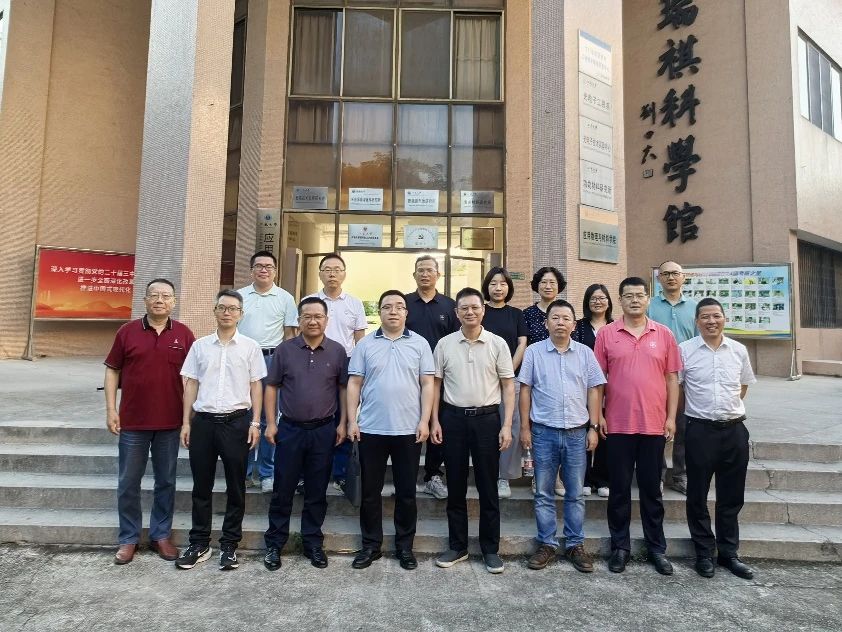 周小平-1 周小平-1