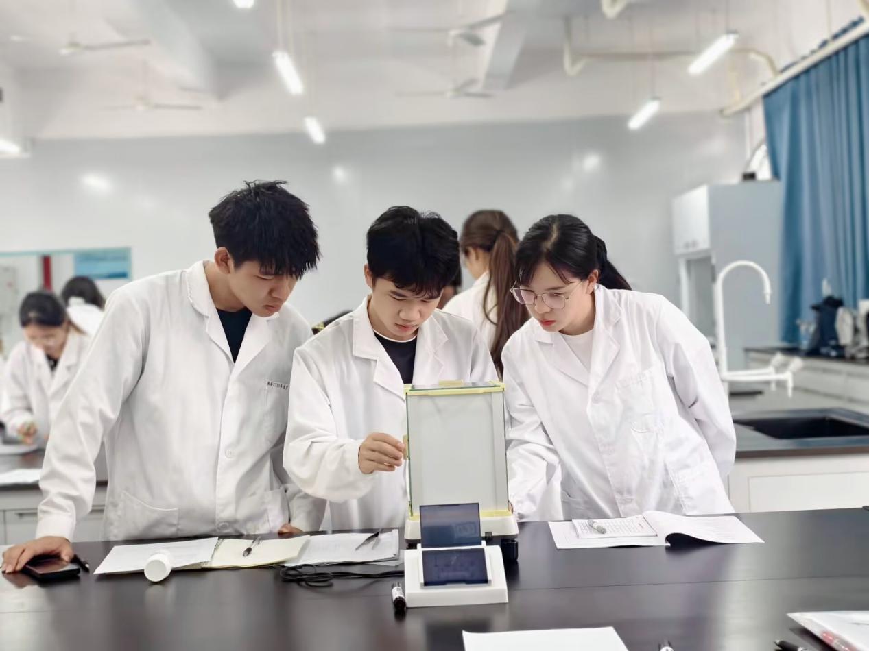 a53f7cbb771e484f92135e98b12e92f8 a53f7cbb771e484f92135e98b12e92f8