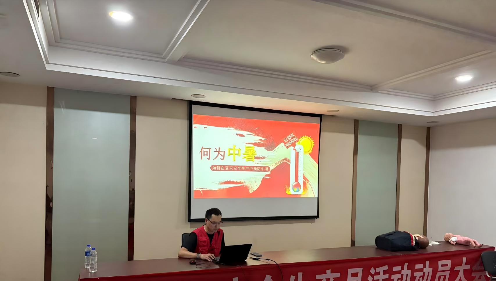 477cfbc3b2974065e5227e81824fb57(1) 477cfbc3b2974065e5227e81824fb57(1)