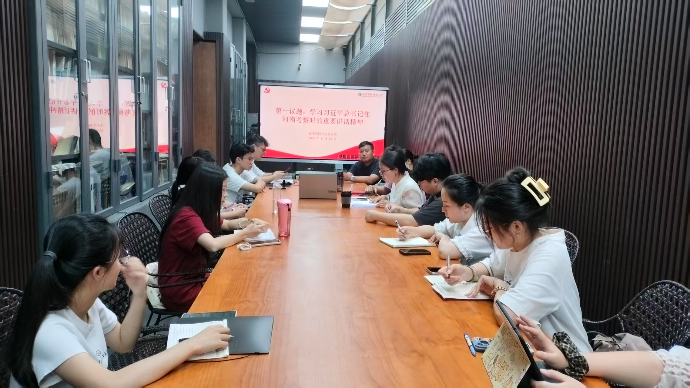 17fbeff684f28c9b8f7d42f97e95581