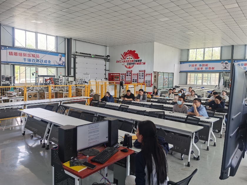 机电一体化党小组学习八项规定