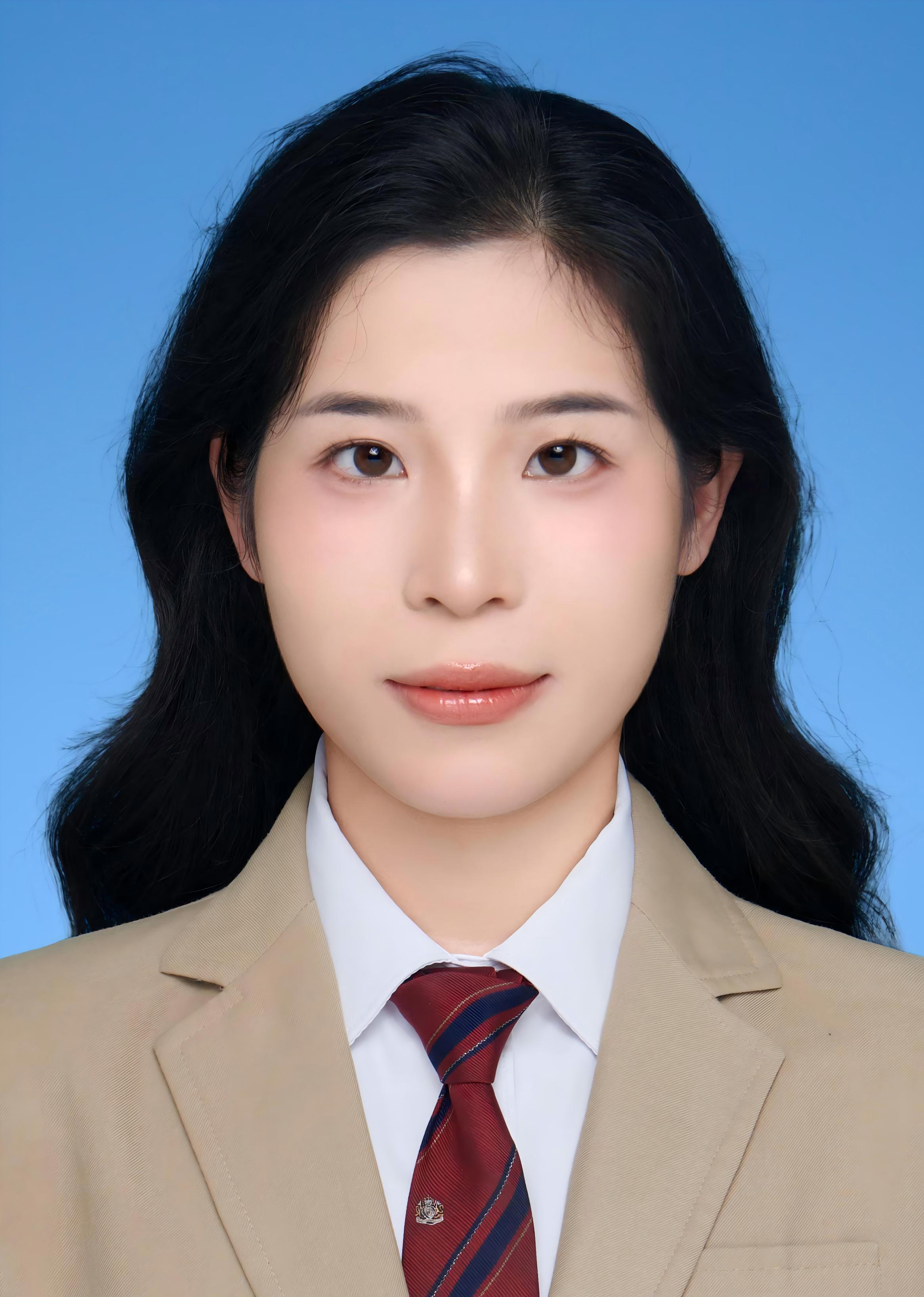 杨镜结证件照