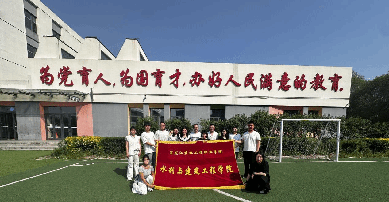 与学校开展非遗传承活动