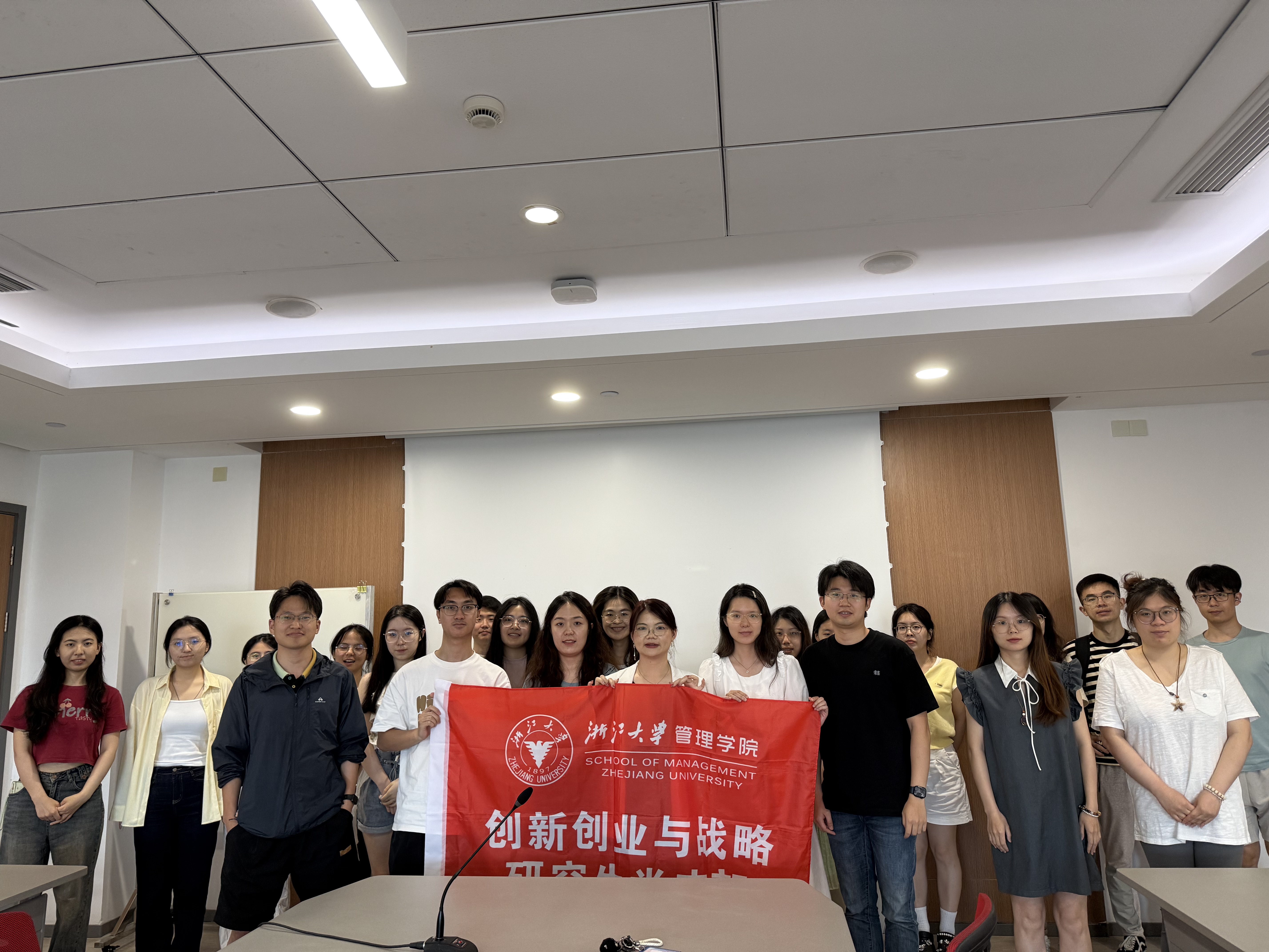 微信图片_20250630234837 微信图片_20250630234837