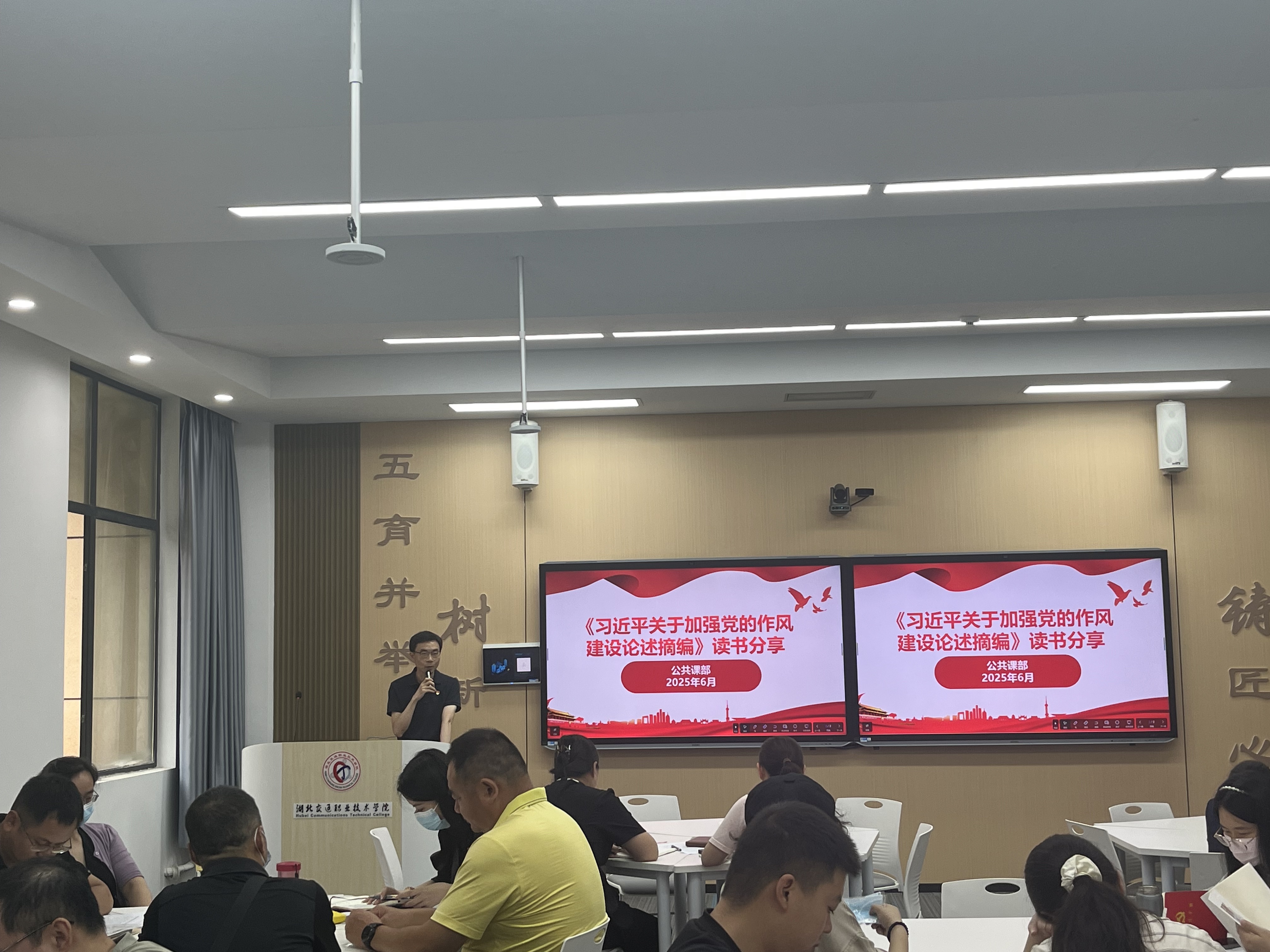 f0424ccbdf161e69997d49deff5baa12