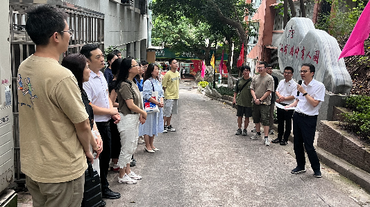以实地党课强信念，以纪律教育筑防线——河海学院开展“两路”精神专题党课暨纪律教育活动