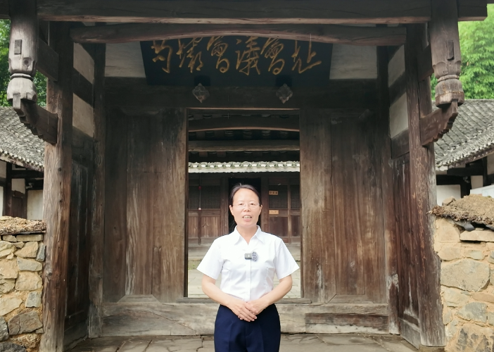 DC8BE4C22A64CB05EFEF5C93EB3_4A43E835_D0415