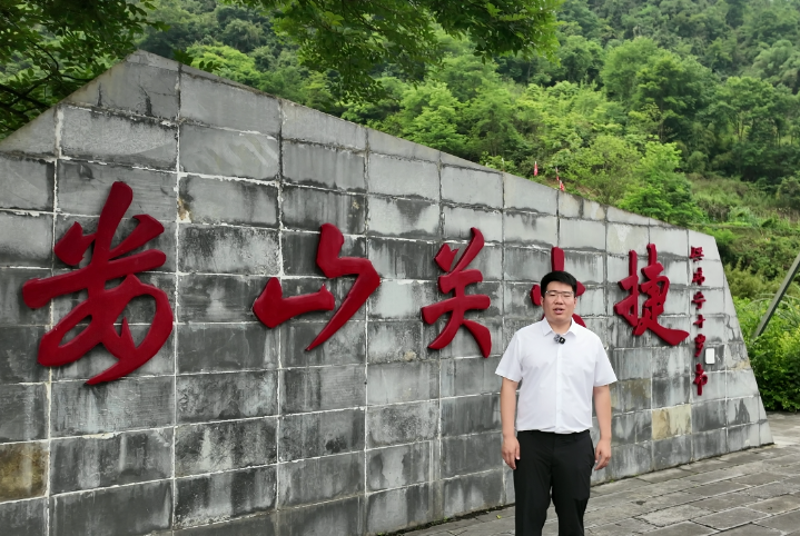 E8722613EEFFDD88D7A3CD19FCE_9B2A0B46_DBC6A