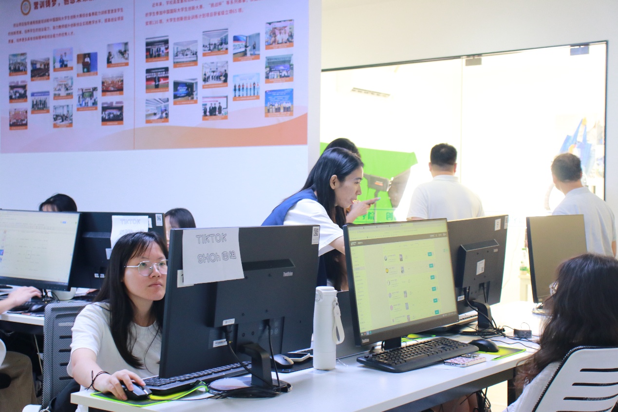 556E684CAF2B1F4C803FCD55F23_7A26083D_491A2 556E684CAF2B1F4C803FCD55F23_7A26083D_491A2