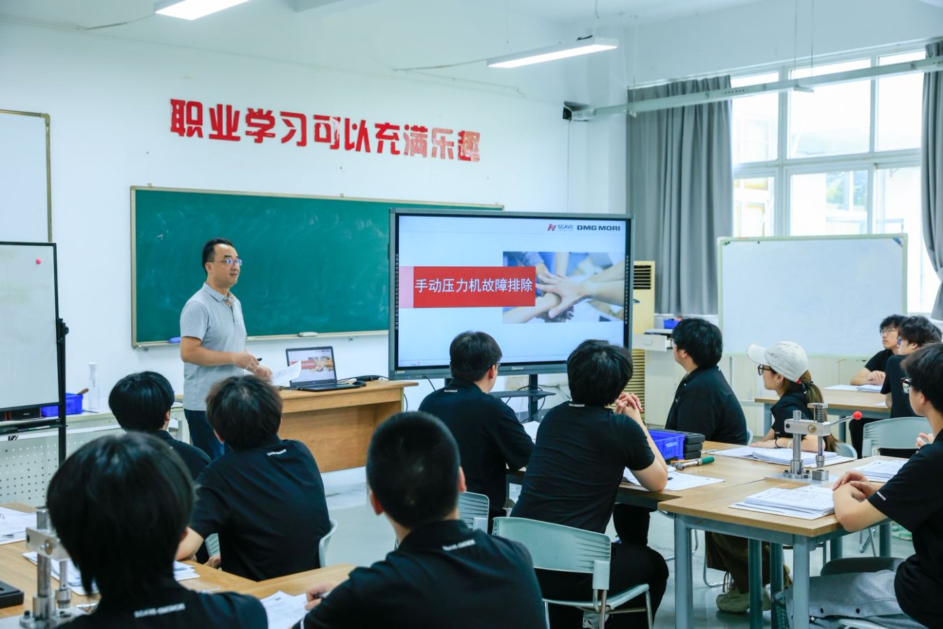 47cbff56-c10a-4b35-97cf-d30d31691d52 47cbff56-c10a-4b35-97cf-d30d31691d52