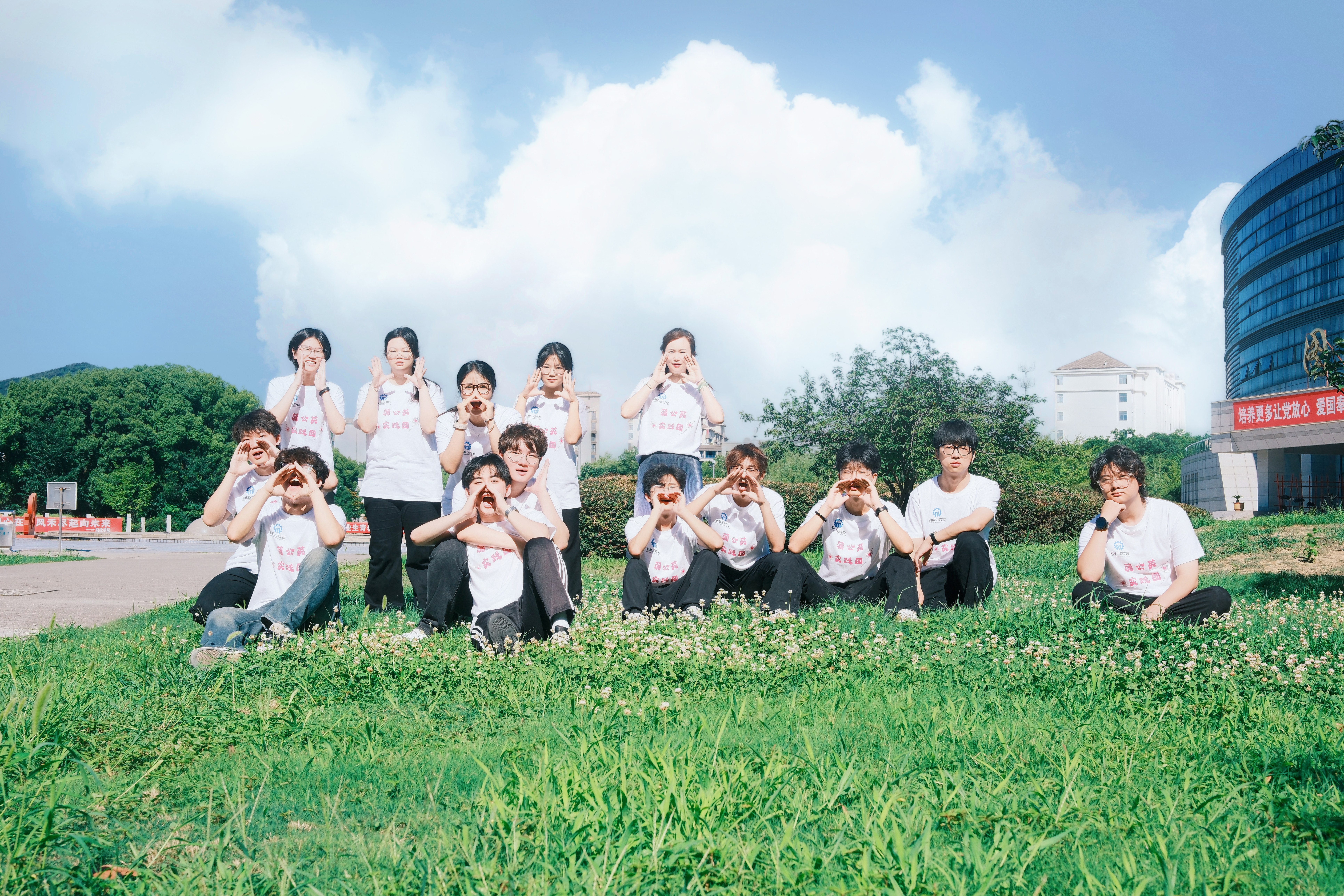 C335F0CC2F267F4DB188BAF137ED63E1