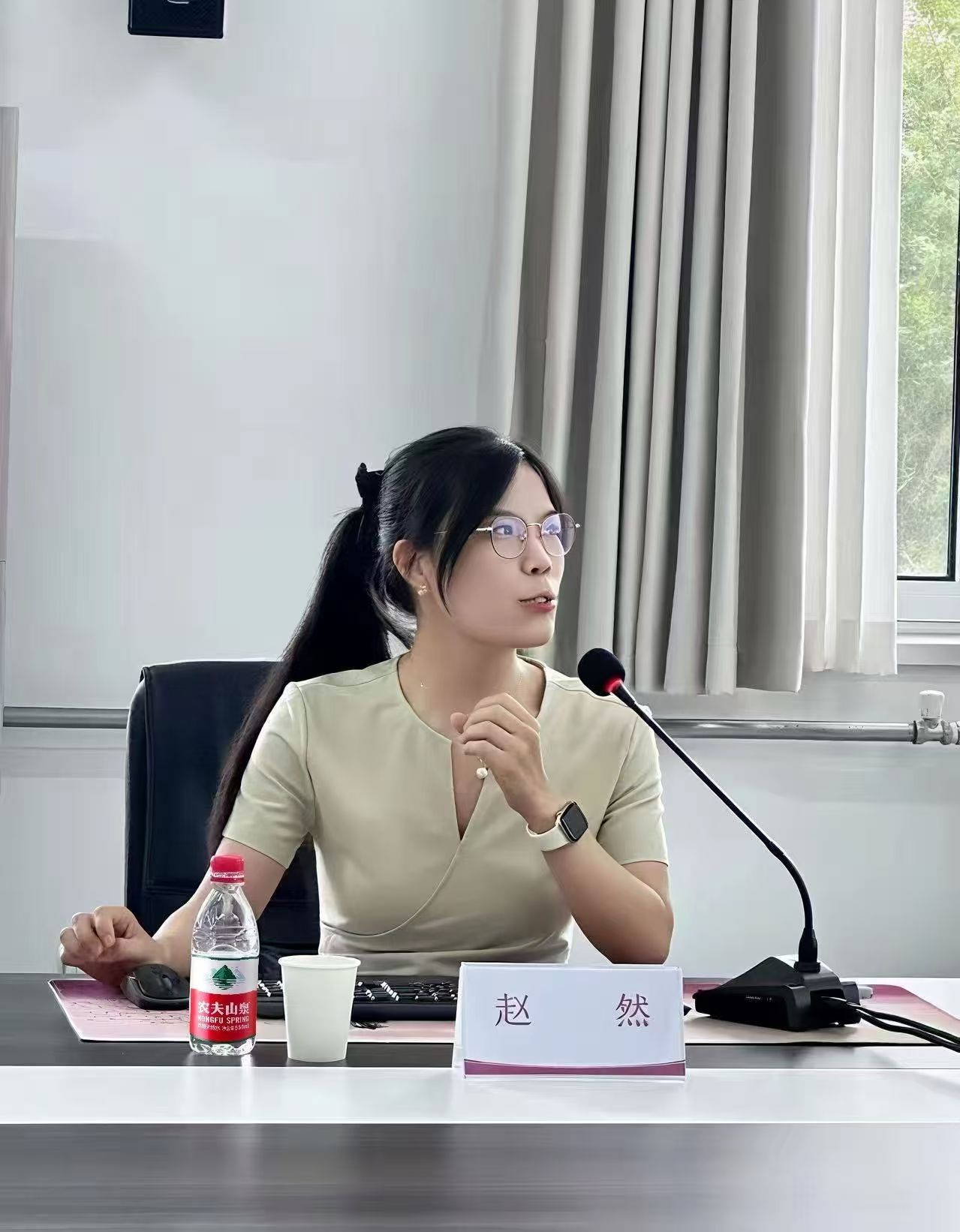 支部副书记赵然到工美做支部建设交流2 支部副书记赵然到工美做支部建设交流2