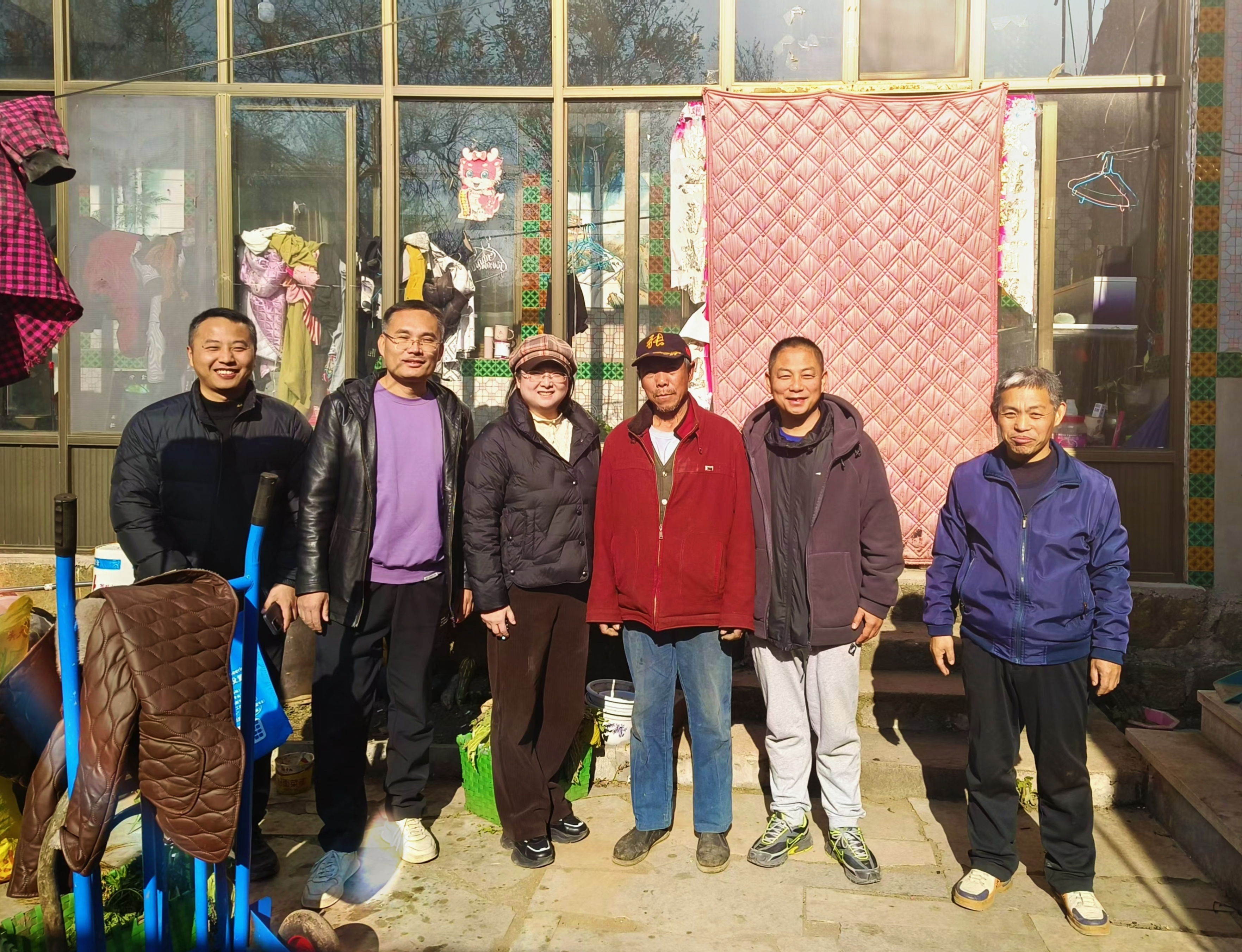 艺术设计系赴织纺沟村开展文化下乡活动 艺术设计系赴织纺沟村开展文化下乡活动