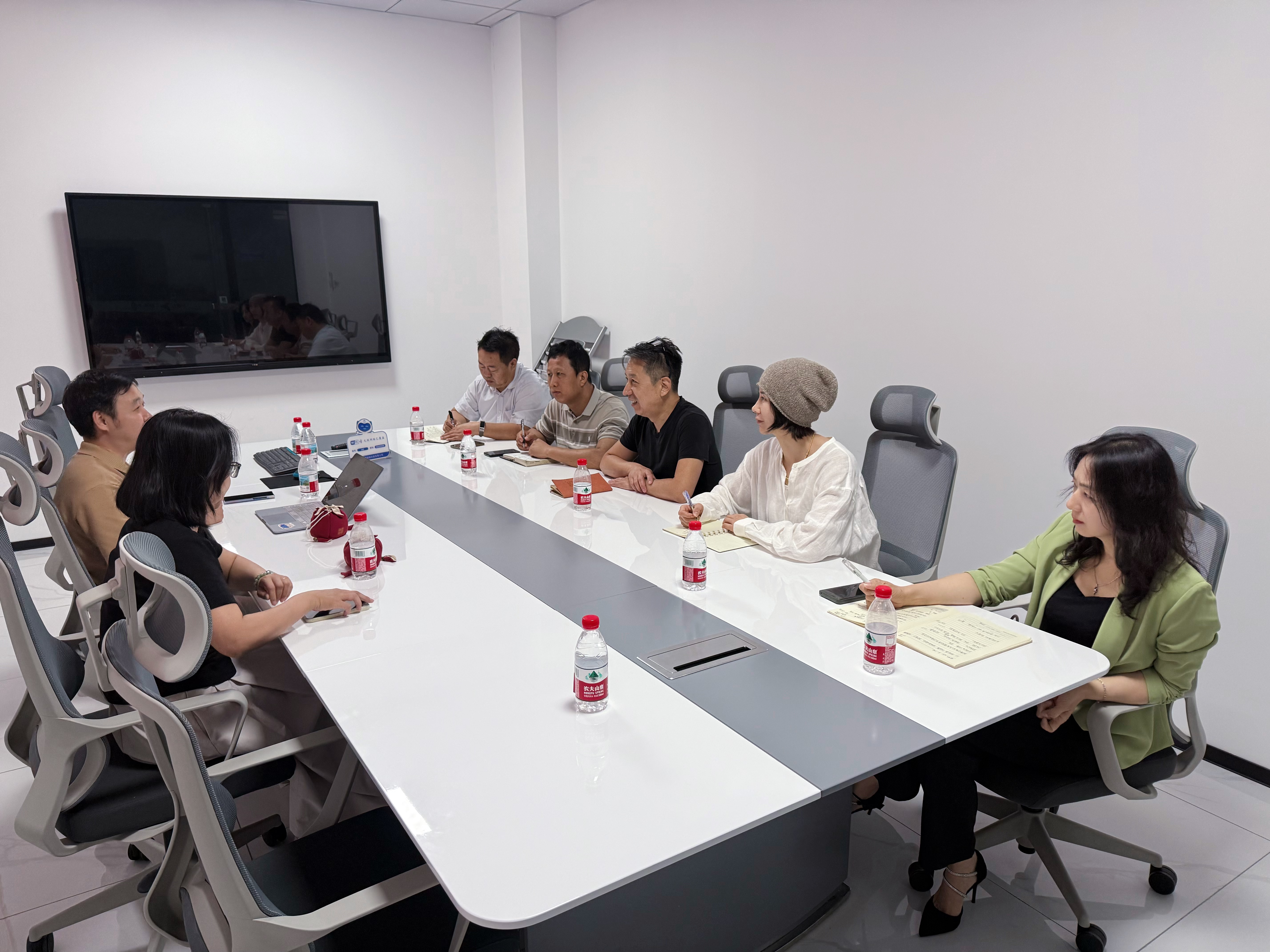 8de63e2788412d1df727a79ffcfc6ea