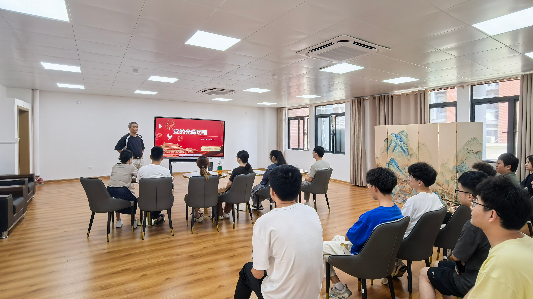 重温光辉岁月 赓续红色血脉 ——庆祝中国共产党成立104周年