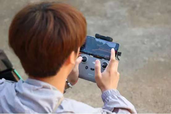 无人机操作 无人机操作