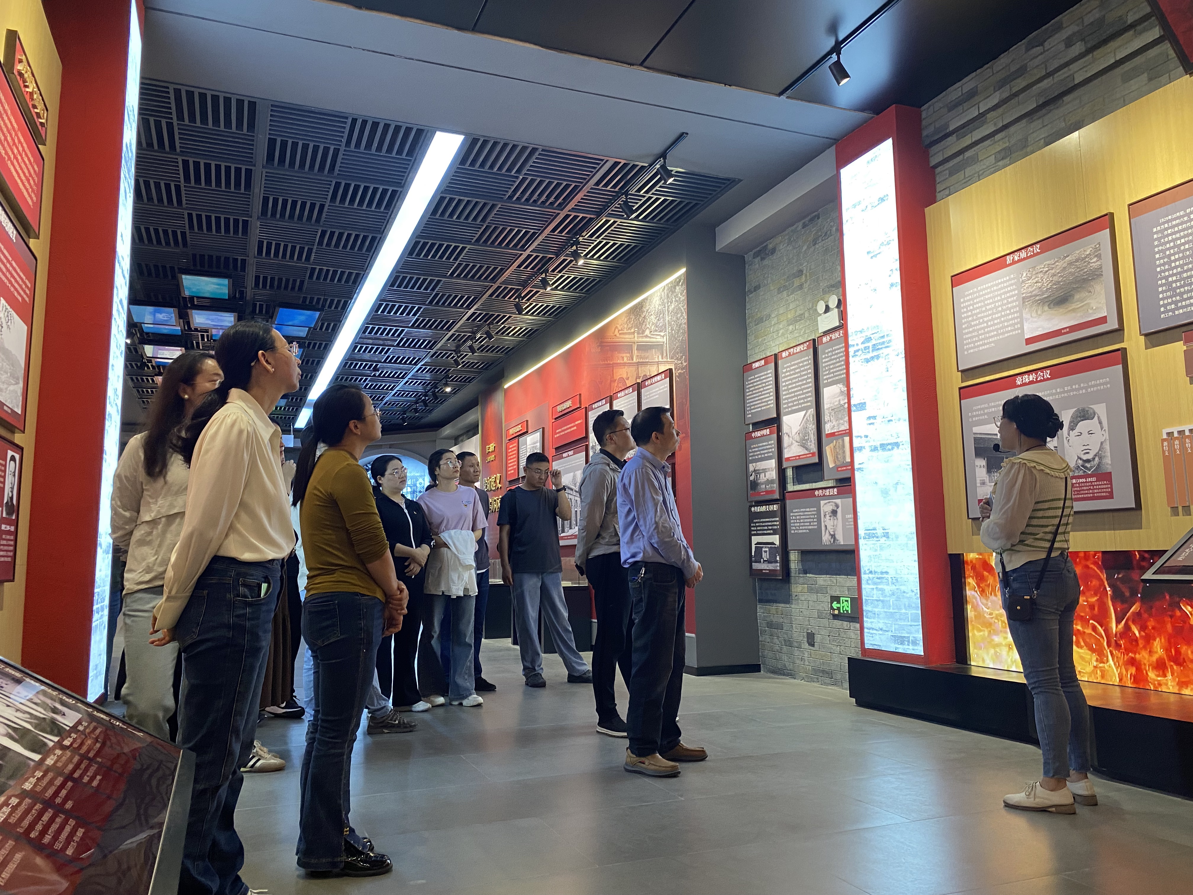 参观讲解 参观讲解