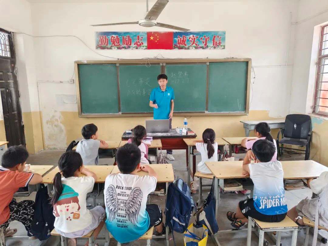 图片5=讲述历史，坚定未来