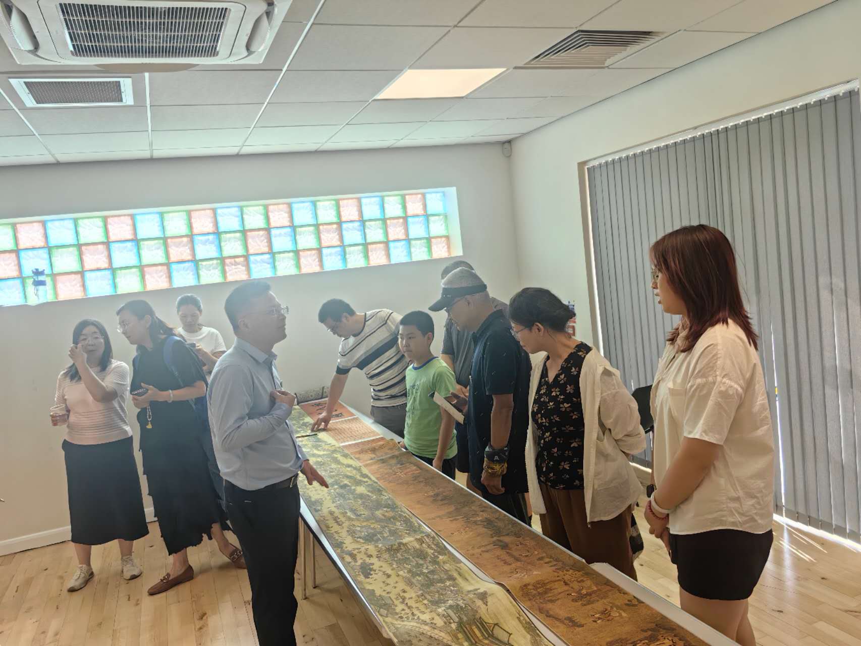 清明上河图与洛神赋图展示