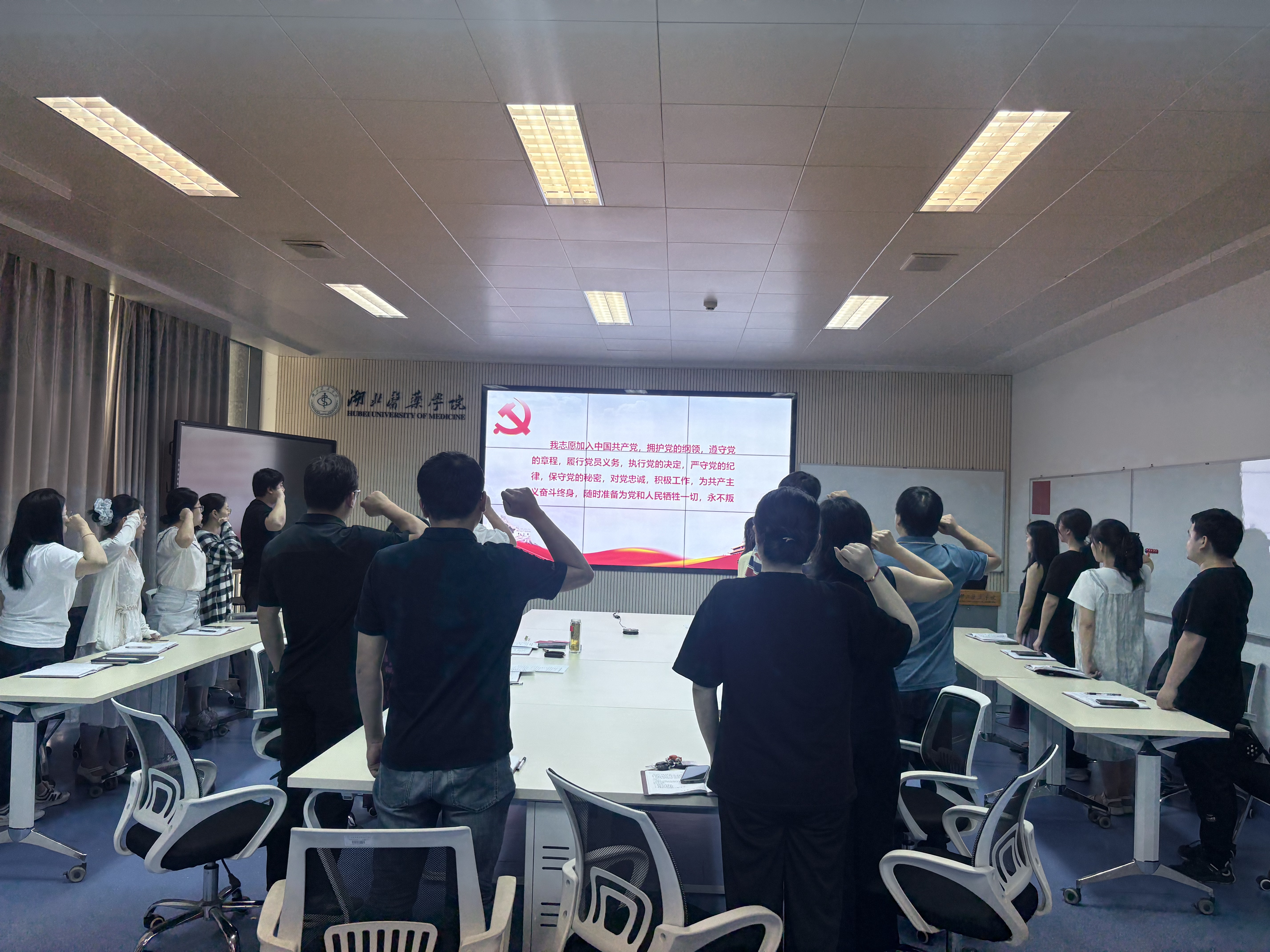 1752465437700 1752465437700