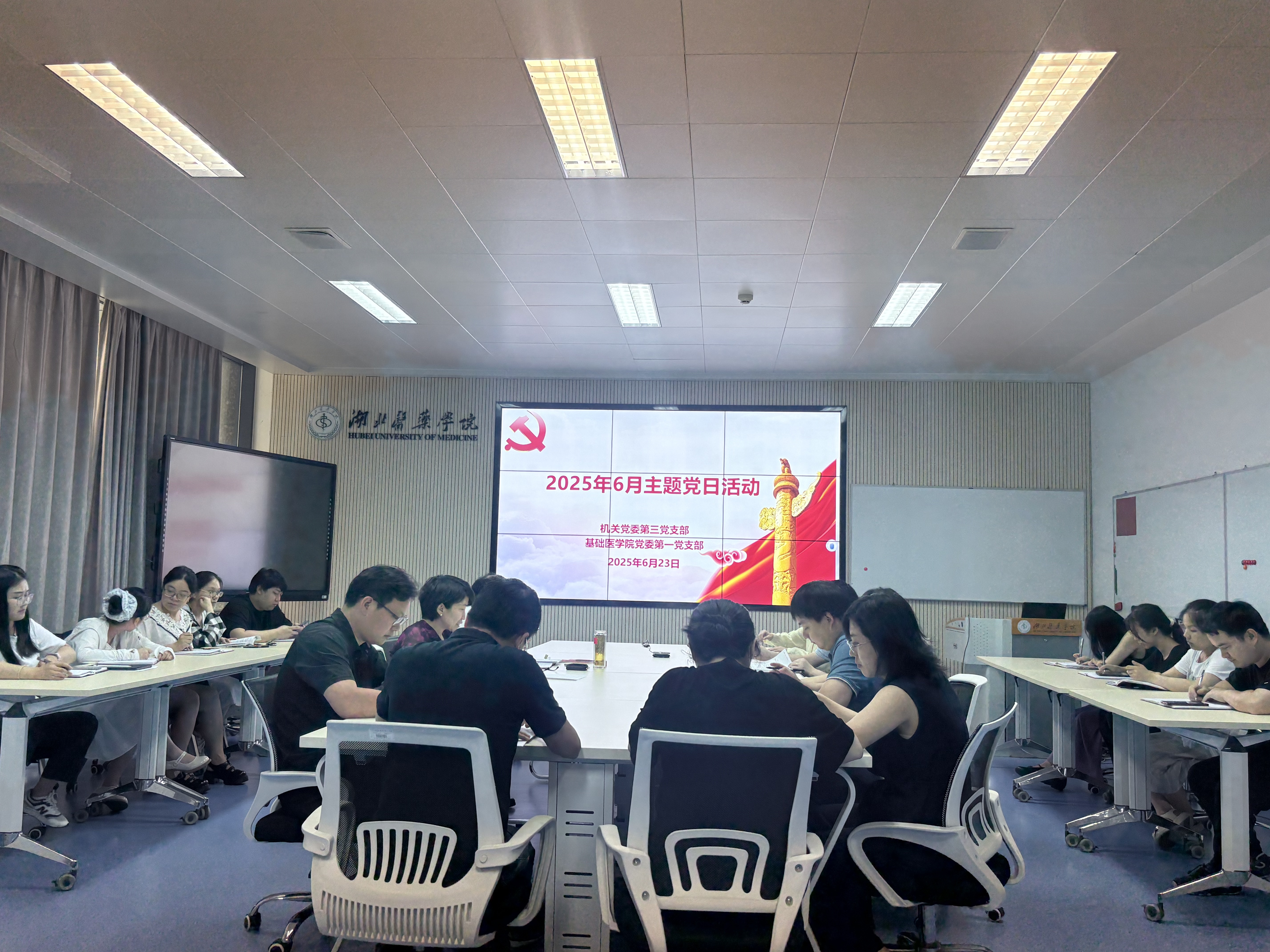 1752465437709 1752465437709